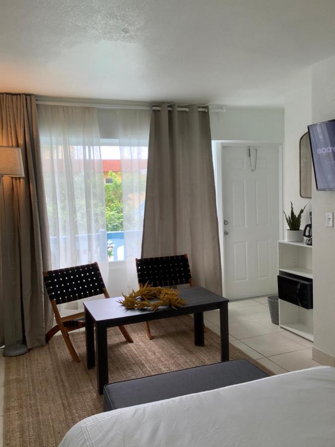 Hotel Motel Lauderdale Inn Fort Lauderdale Esterno foto